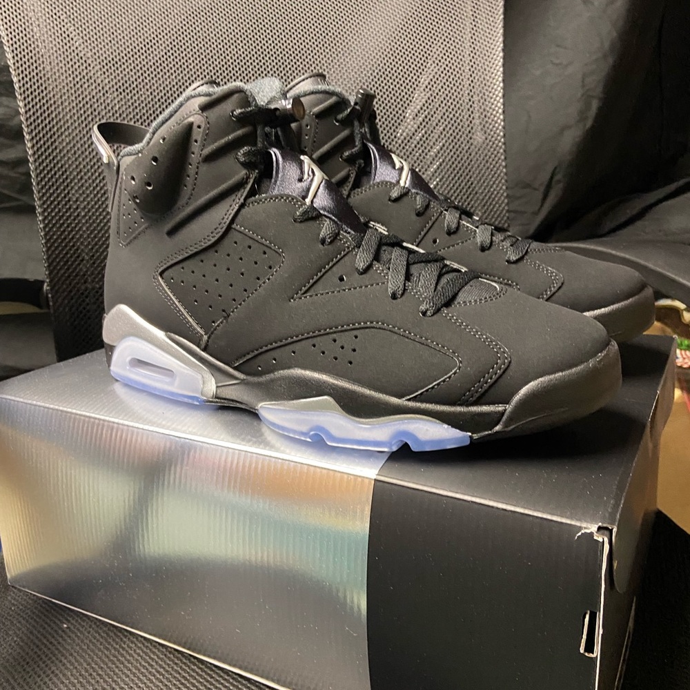 JORDAN 6 METALLIC SILVER (SIZE 11) SHIPS INSTANTLY